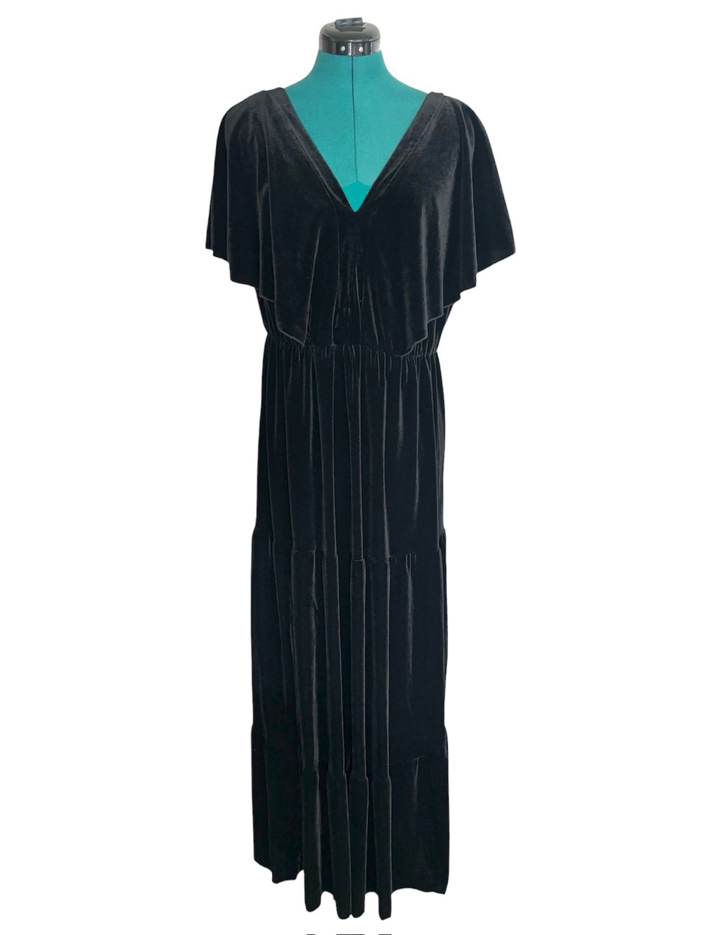 Simplee Black Velvet Flutter Sleeve V-Neck Tiered Maxi Dress